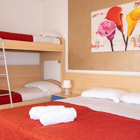 Hotel Nazionale Lido di Jesolo Exteriör bild