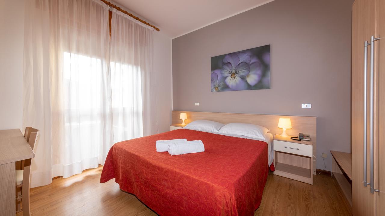 Hotel Nazionale Lido di Jesolo Exteriör bild