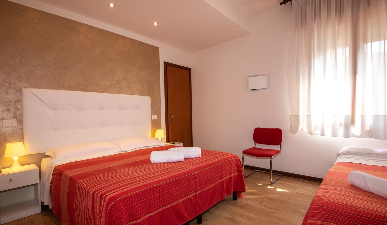 Hotel Nazionale Lido di Jesolo Exteriör bild